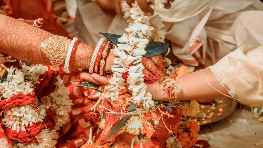 weddings - Popular Bengali wedding games, traditions and rituals -  Telegraph India