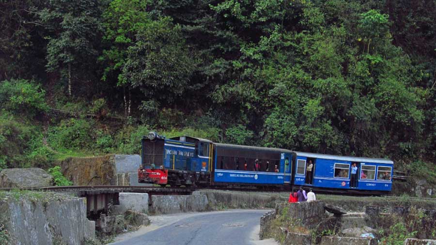 The Darjeeling Himalayan Railway ‘toy train’ from Kurseong to Ghum
