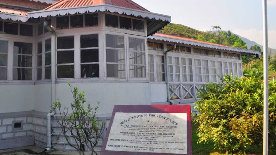 The Netaji Institute for Asian Studies and the Centre for Studies in Himalayan Languages, Society and Culture at Giddhapahar