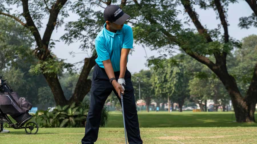 In his free time, Anshul watches a lot of golf on YouTube, closely analysing the techniques of modern greats like Rory McIlroy and Jordan Spieth