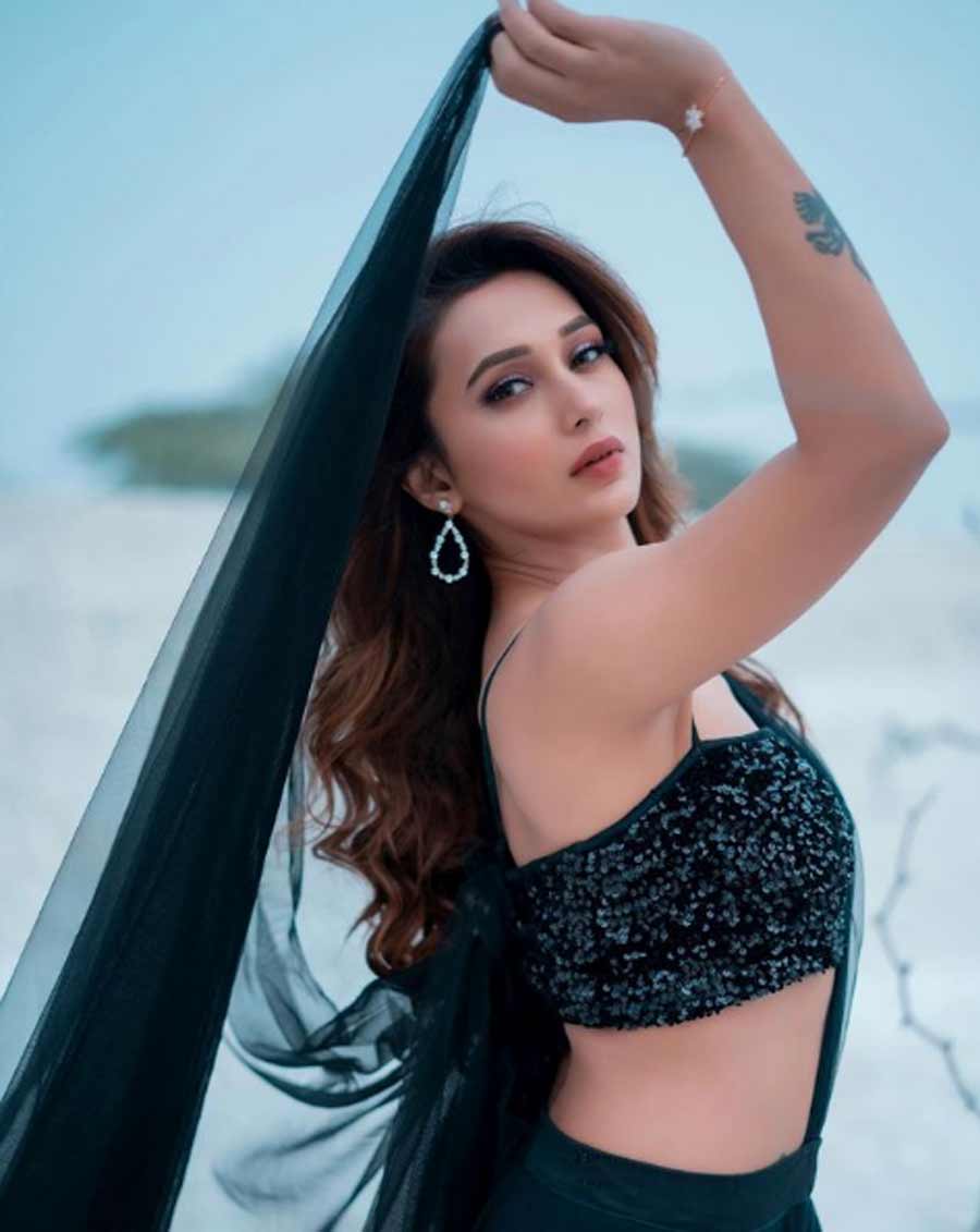 SNEAK PEEK: Actor-turned-politician Mimi Chakraborty treated her followers on social media on Friday, December 10 with a sneak peek of her upcoming project. She uploaded a photograph with the caption, “coming soon”