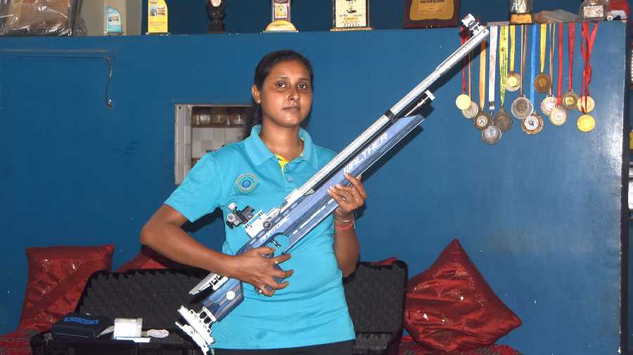 National level shooter Konika Layak ends life - Telegraph India