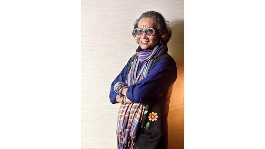 Silver jewellery. Upcycled bangles. Rickshaw art glasses and jacket. A gamchha scarf. You can put Bibi Russell anywhere, such a global nomad she is! What makes her stand out is her strong individuality, a a rarity in today’s times.
