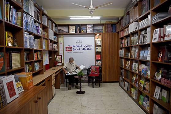 Niyogi Books: Nestled on the first floor of a quaint building amid the hustle and bustle of College Street is the first flagship store of Niyogi Books. Known for its wide range of coffee table books, translations, fiction, Hindi books and more, the bookstore offers books from its publication. You can select a book, sit in a corner and spend the day leafing through the colourful pages of art, history, communities, biographies etc. The store also offers special festive season discounts, so hurry up and grab a few books till stocks last!  Where: 12/1A Bankim Chatterjee Street, 1st floor 