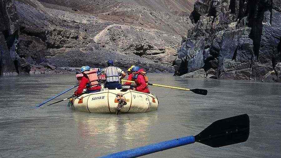 River rafting on the Zanskar river