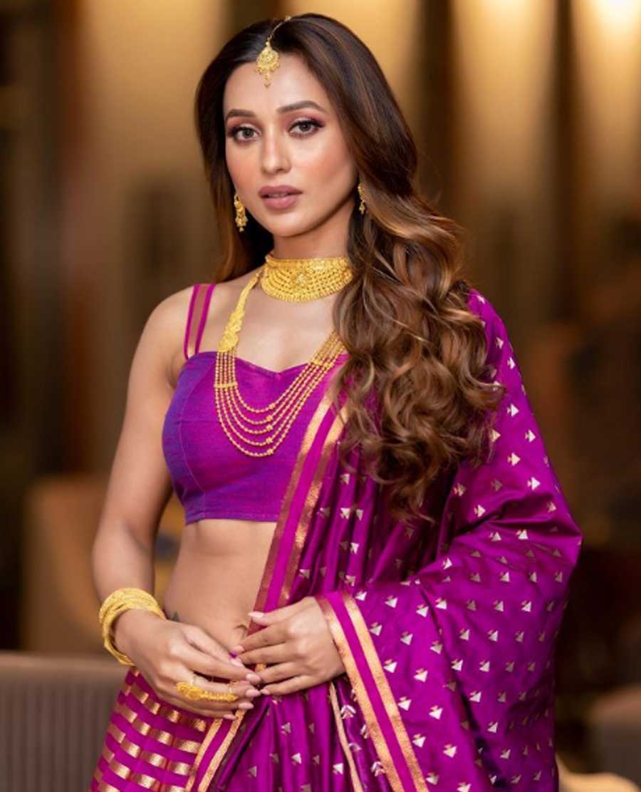 GLAMOUR GALORE: Actor-turned-politician Mimi Chakraborty decked up in traditional attire at an event organised by a jewellery brand in Kolkata on Sunday, December 12. The actor uploaded the photograph on her Instagram handle a day later