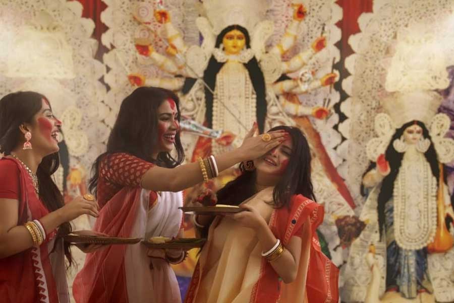 Durga Puja - India holds celebration to mark United Nations Educational,  Scientific and Cultural Organization tag awarded to Calcutta's Durga puja  festival - Telegraph India