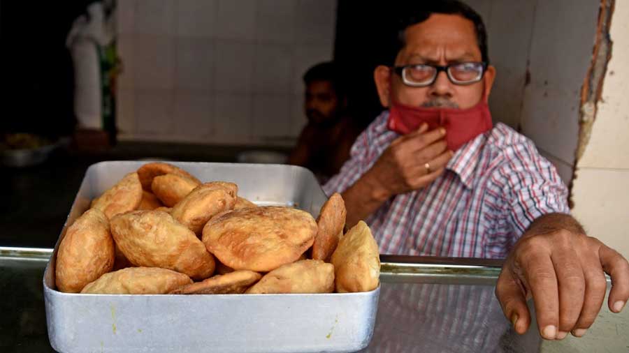Unlike the bigger ones, some kochuri shops are simply known by the name of the owner, but are equally popular