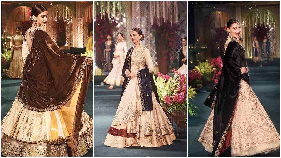 How gorgeous were the ivories and sandalwood?! The touch of red on the hair added to the pristine charm
