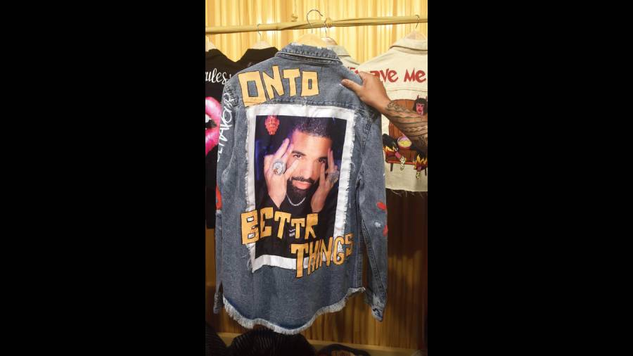 This Drake Onto Better Things is just one of the coolest offerings that made us go ‘wow’!