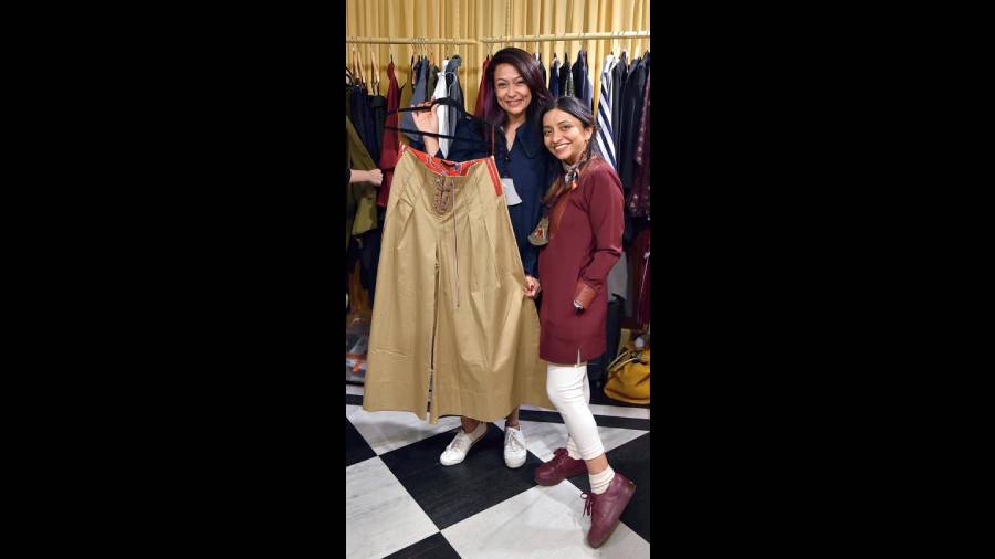 For Silky Ahluwalia (right) co-founder of Chillosophy, this edition of TIS was hit! “We have done brilliantly than ever! First day was great and even today we had so many buyers. It’s a very well-organised event,” she said, gleefully.