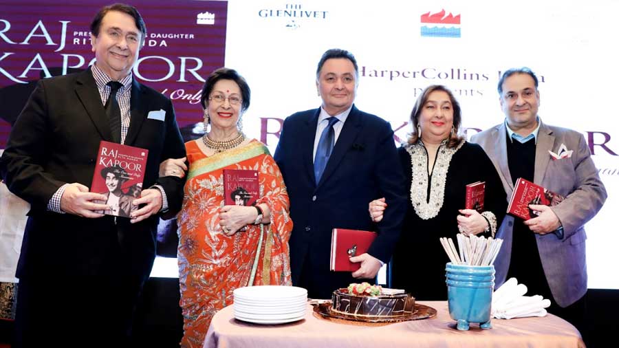 The Kapoor siblings at the launch of Ritu's book on her father Raj Kapoor's birthday: Randhir Kapoor, Ritu Nanda, Rishi Kapoor, Rima Jain and Rajiv Kapoor