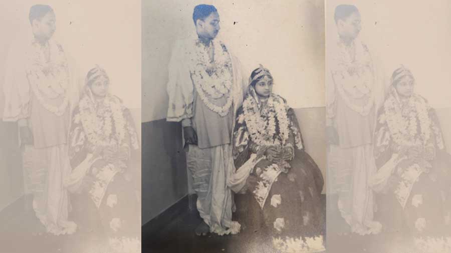 Sati on her wedding day, with husband Ajit Kumar Gupta