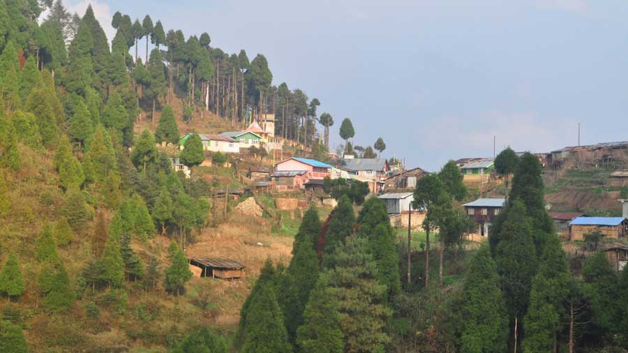 The trek begins from Dhotrey, a village comprising 80-odd houses at an altitude of 8,500 feet 