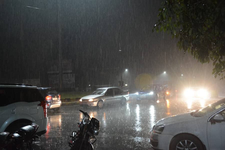 Unseasonal rain lashes Jamshedpur on Tuesday night
