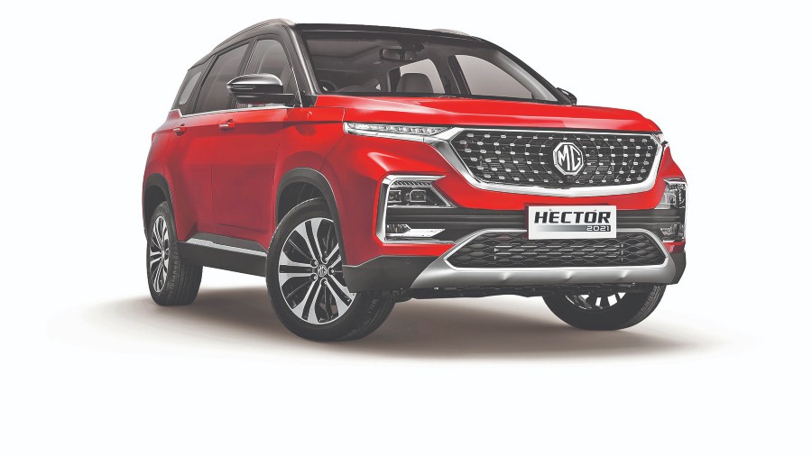 The longer version of the Hector comes in six- and seven-seater configurations