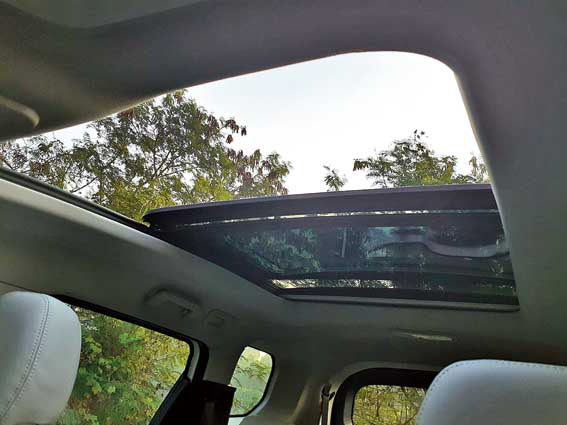 The panoramic sunroof is large and extends back to around the C-pillar, giving a very airy feel to the cabin, although the entire thing does not open