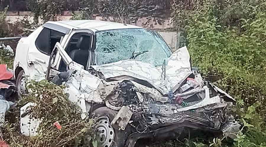 car-accident - Two youths killed as car swerves and rams into lorry on ...