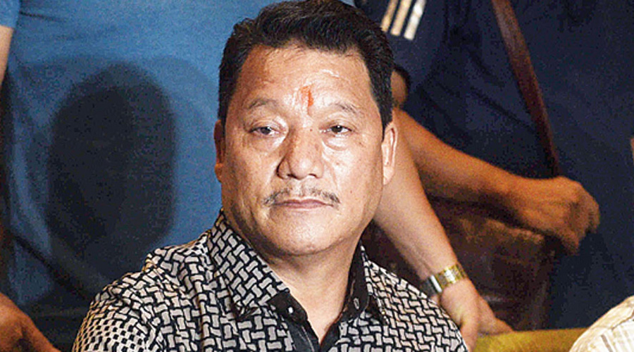    Bimal Gurung keen on ‘permanent political solution’ talks with Mamata Banerjee