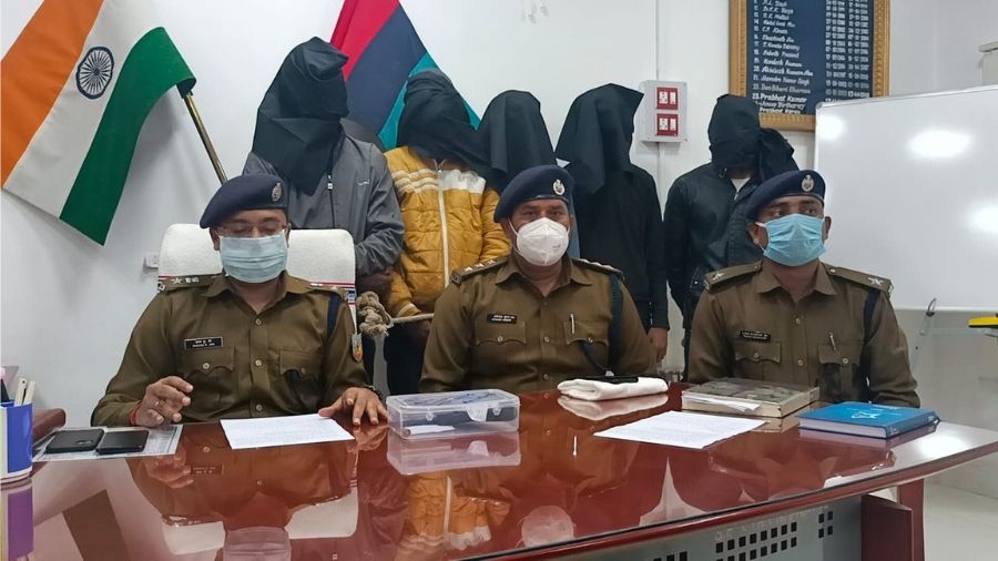 Chatra Police with the five accused men at the police station on Saturday.