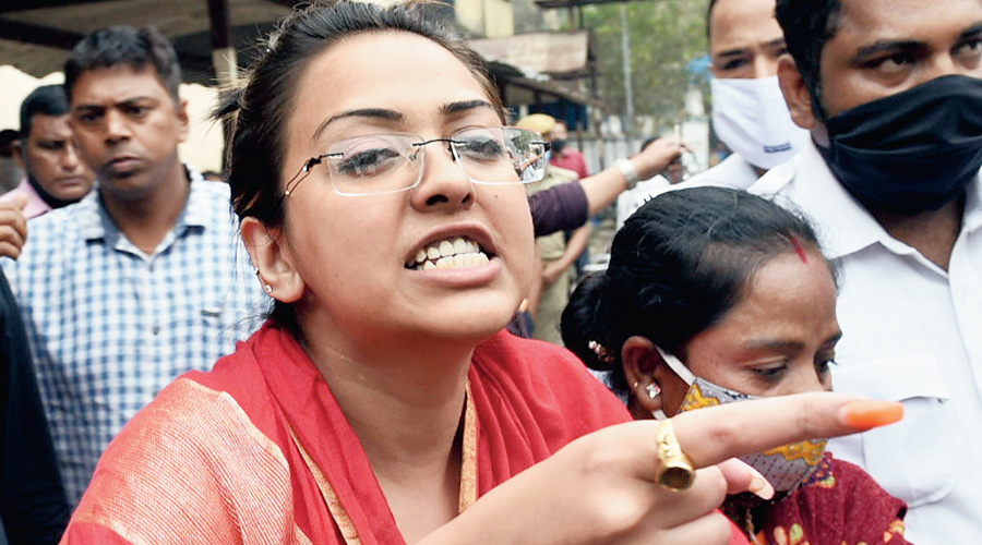  Drug trafficking: Pamela Goswami names BJP leaders at Alipore court- I want the CID to probe this case and Rakesh Singh to be arrested