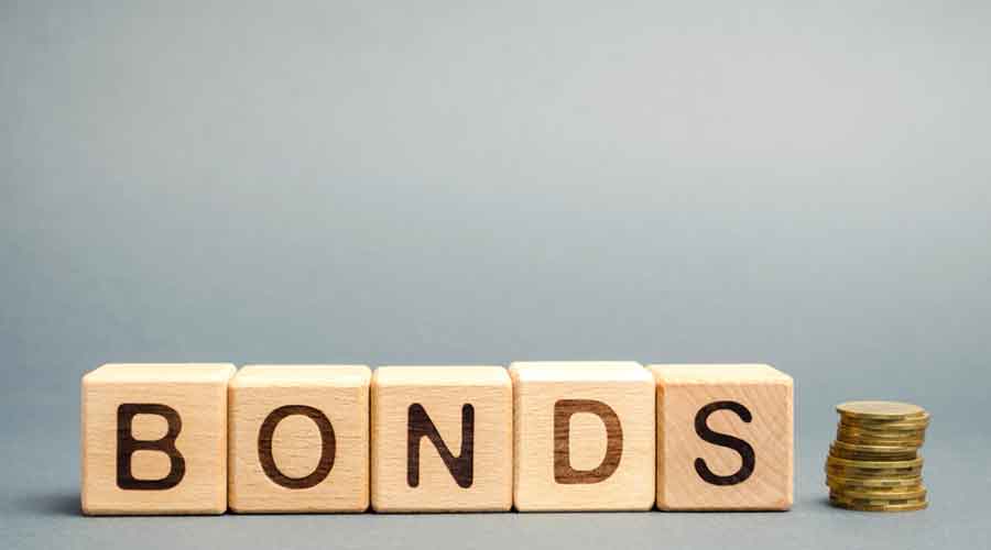 Bond yield below 6%