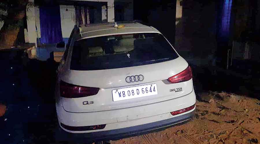 The car Rakesh Singh  was travelling in