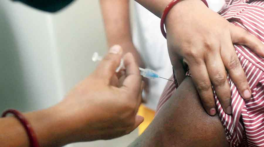 April vaccine hope for people above 50 - vaccination for those above 50 and those younger but with comorbidities will possibly begin in end-March or early April