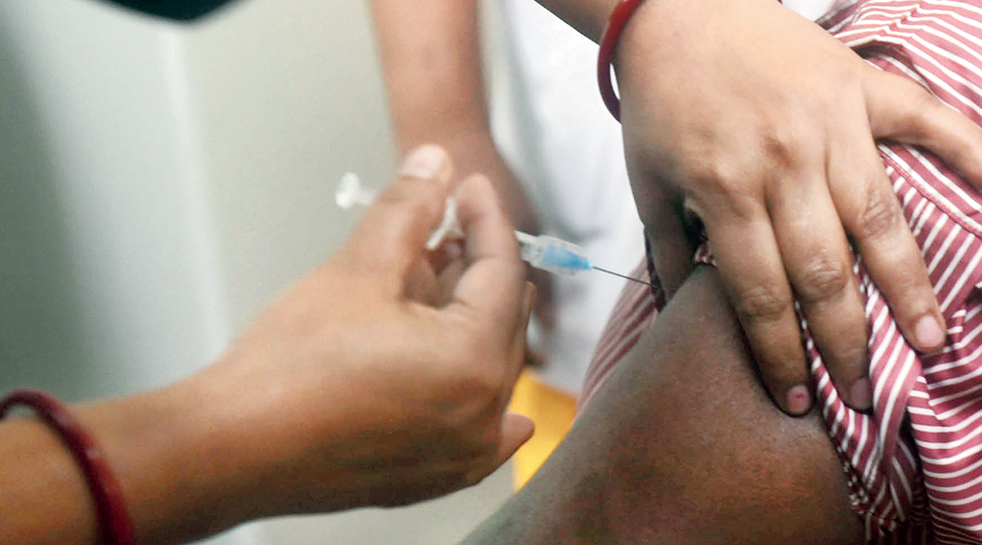India administered around 45 million fewer jabs in May- India had administered only around 44 million doses between May 1 and May 25 India administered around 45 million fewer jabs in May- India had administered only around 44 million doses between May 1 and May 25
