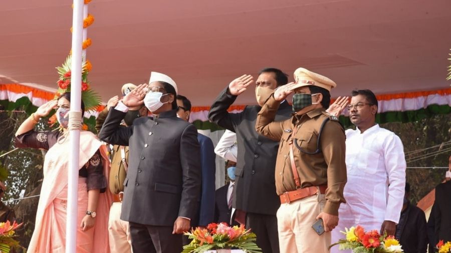 Chief Minister Hemat Soren, police officers, and other top officials during the Republic Day celebrations at Police Line Ground in Dumka on Tuesday.