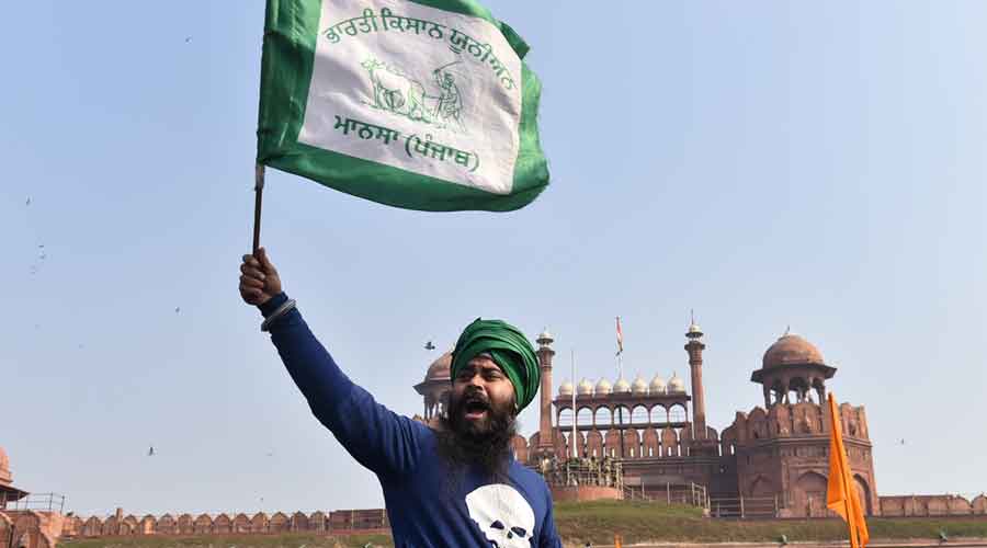 Delhi chaos point to massive intelligence failure - Protesting farmers broke through police barricades and checkposts, clashed with cops and entered the heart of the capital 