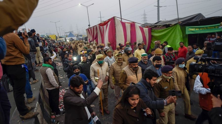 A huge police force visits the Ghazipur border, which the authorities had asked to vacate, on Thursday.