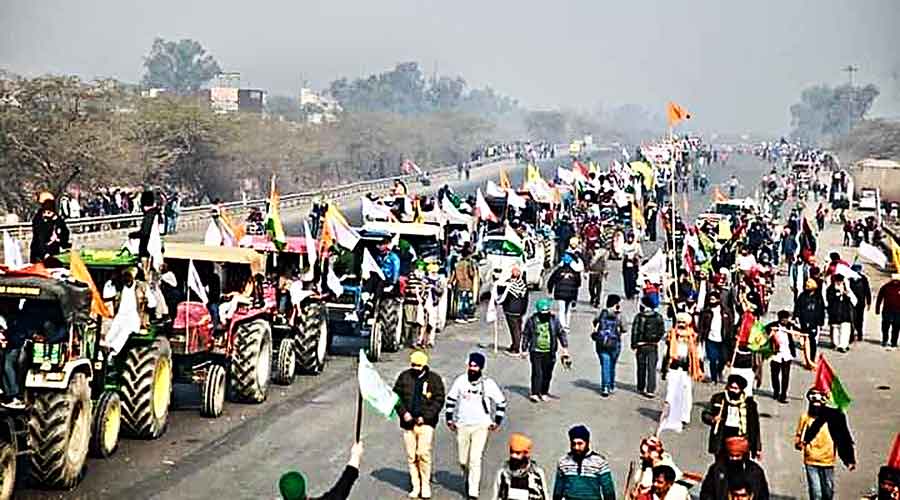 Kisan Parade: diversion allegation to lead marchers towards Red Fort- there were barricades in at least two places in the scheduled routes near the Majnu Ka Tilla gurdwara and Nangloi Chowk in west Delhi