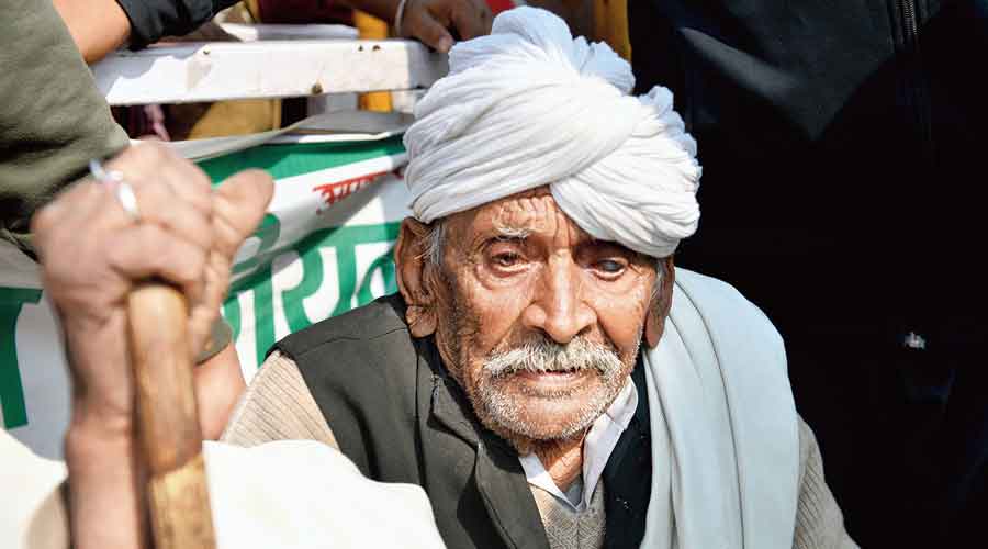 Red Fort breach was a conspiracy to defame farmers: Congress  - 102-year-old farmer joins the farmers’ agitation