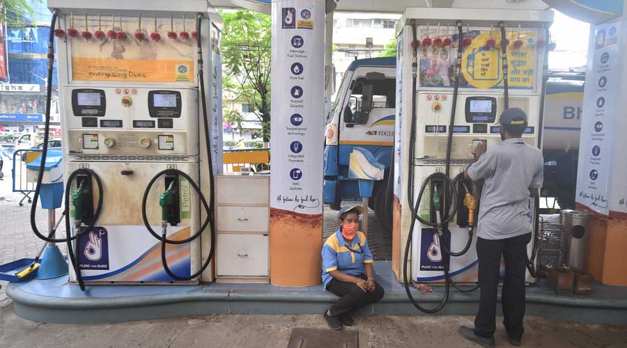 Centre reduces fuel price
