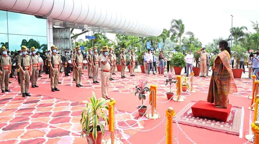 Customary guard of honour accorded to outgoing governor Droupadi Murmu before her departure from Ranchi airport on Monday. 