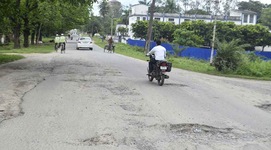The potholes in Mayur Gate to Kalpana Talkies road in Sindri, Dhanbad.