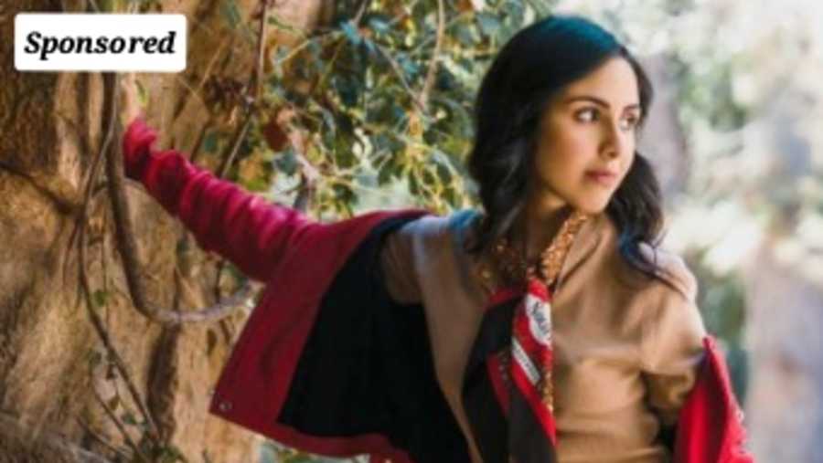 Model Ava Aashna Chopra 