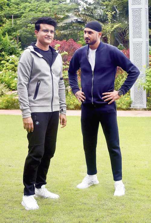 The icons strike a pose for t2