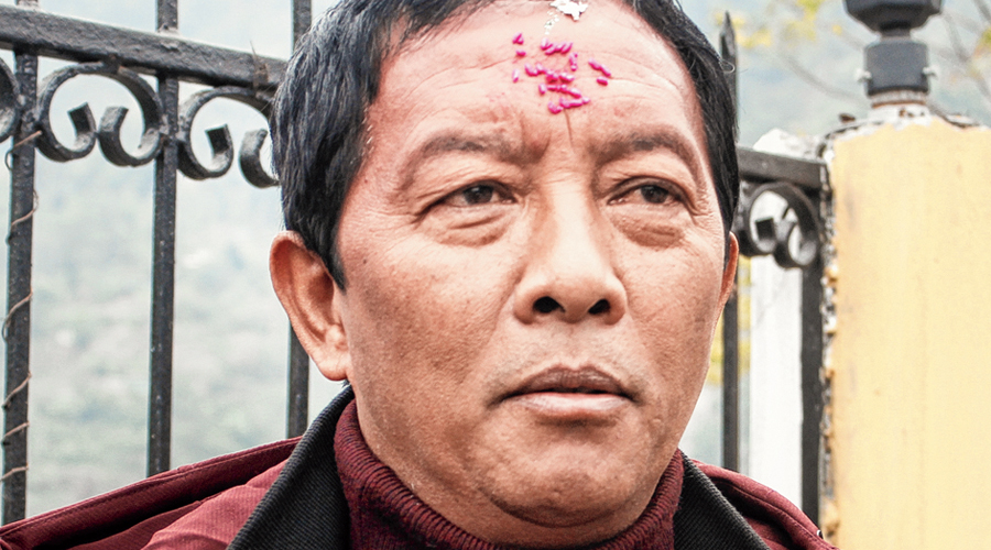 Binay Tamang followers feel let down with his decision to hand over faction’s flag to Bimal Gurung Binay Tamang followers feel let down with his decision to hand over faction’s flag to Bimal Gurung