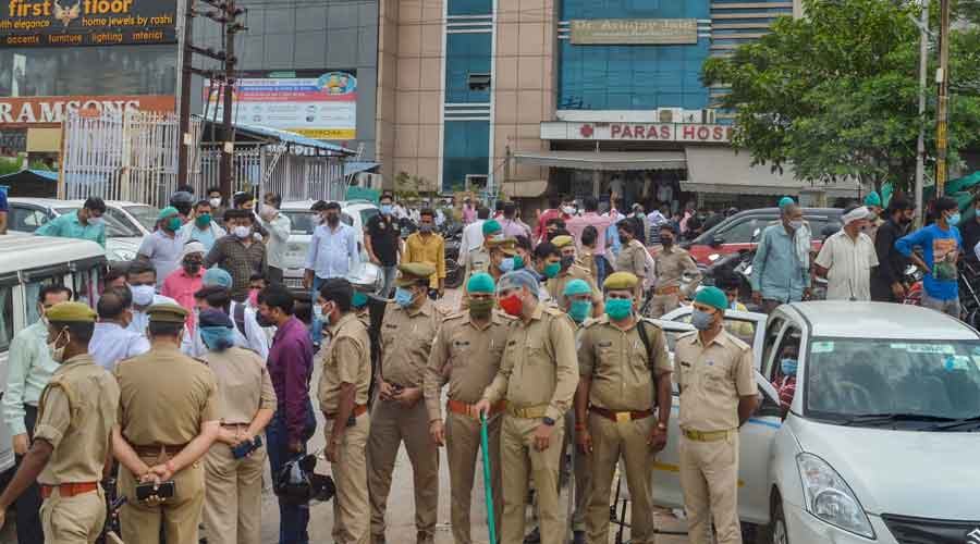 Police force deployed after many patients died during a mock drill at Paras hospital in Agra