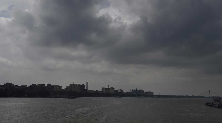  Monsoon set to arrive in Calcutta on Saturday:wet spell and overcast conditions will stay for the next 3-4 days