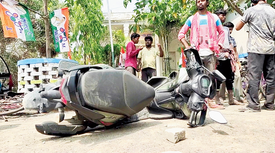    The root of the poison: Political violence in Bengal