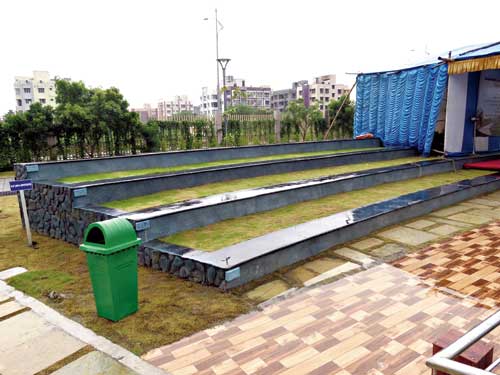 A play lawn cum amphitheatre to enjoy the view as well as hold performances