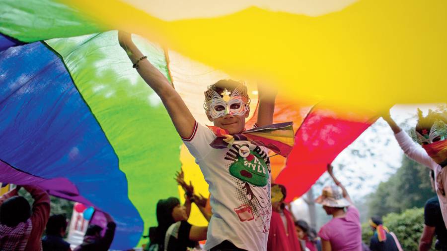 Gay Pride Parade Fashion Designers Nil And Ayushman Mitra Of Bobo Calcutta On Being Members Of The Lgbtq Community Telegraph India