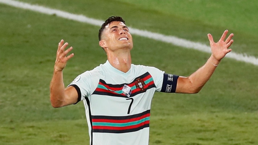 Cristiano Ronaldo Scores on a Header Against Czech Republic