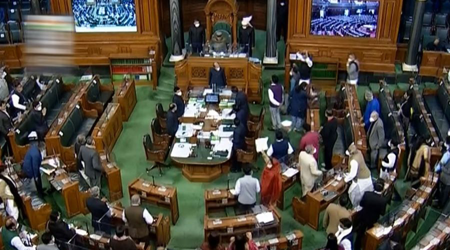    Christians up in arms as Lok Sabha MP ties cross to benefits