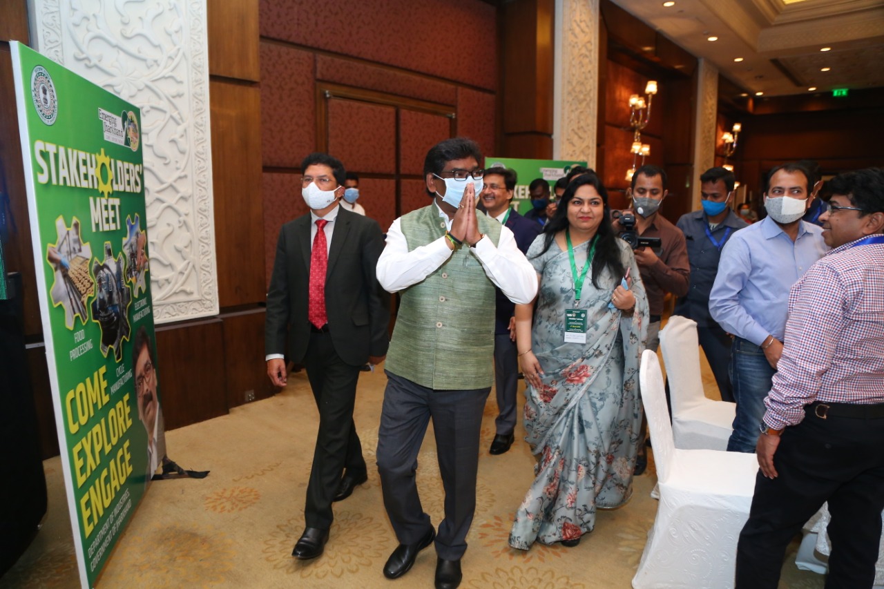 Chief minister Hemant Soren greets delegates at the stakeholders' meet in New Delhi on Saturday.