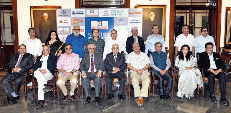 Committee members of Calcutta Club with the participants in the Calcutta Club The Telegraph National Debate 2021, presented by Subhas Bose Institute of Hotel Management, powered by Calcutta Business School, a unit of Shikshayatan Foundation, in association with Pan Bahar