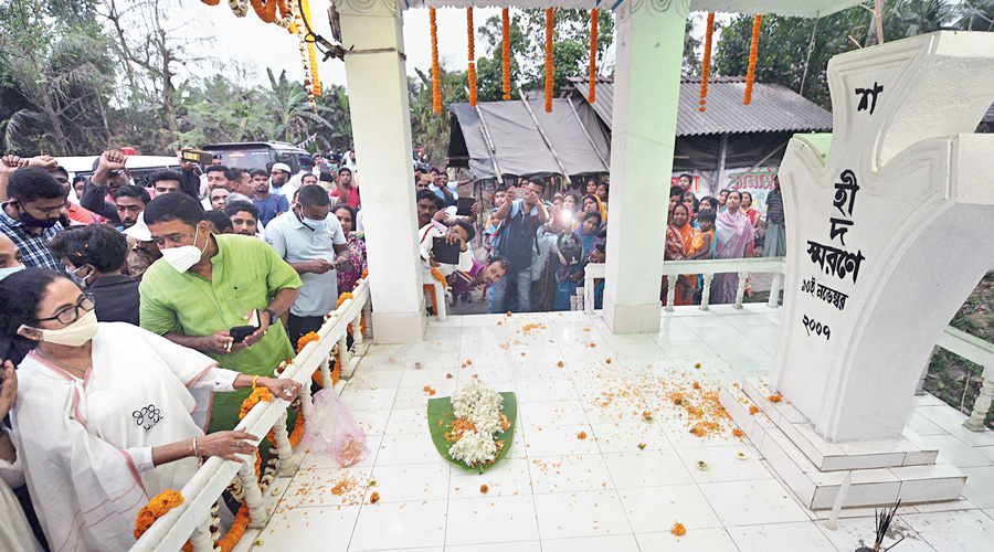    Assembly elections: Religious symbolism marks chief minister's Nandigram tour